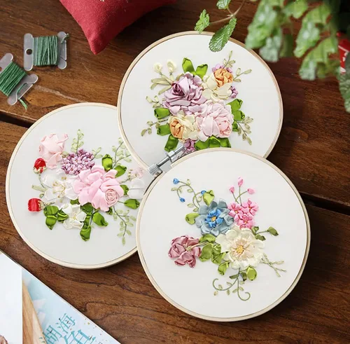 Vista 7 de Gogobear Kit de flores de bordado de cinta para principiantes y adultos, hecho a mano, decoración de pared, imágenes colgantes en 3D