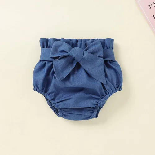 Vista 9 de Shan-S Conjunto de 4 piezas de mameluco de manga corta para bebés recién nacidos con lazo de mezclilla pantalones de flores y diademas