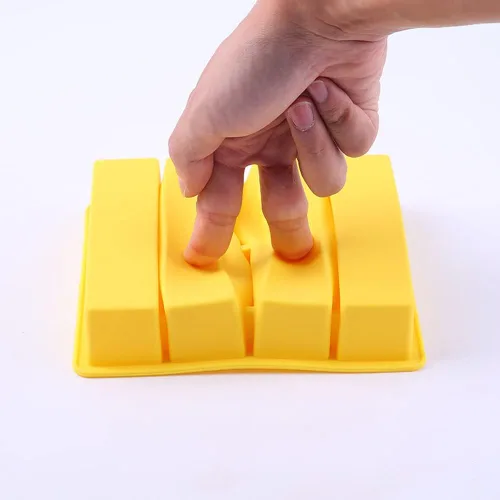 Vista 4 de Hedume Juego de 4 bandejas de silicona para moldes de mantequilla, bandejas de silicona para cubitos de hielo, bandeja de molde para cubitos