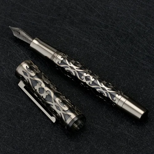 Vista 7 de HONG DIAN D1 - Pluma estilográfica de pistones de punta extra fina y suave, esqueleto hueco negro mate y resina con juego de estuche de metal