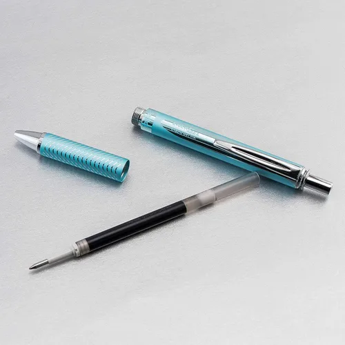 Vista 7 de Pentel Energel 0.7mm Alloy RT Bolígrafos retráctiles de gel con tinta - Paquete de 3 - Barriles metálicos de color negro, plateado y aguamarina