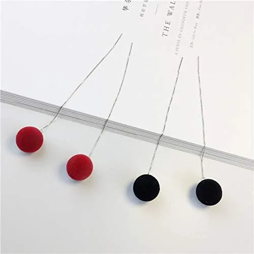 Vista 3 de Flairs New York - Conjunto de aretes con borlas y pompones de piel sintética