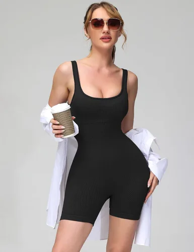 Vista 4 de Loovoo Mono acanalado sin costuras para mujer, con tirantes delgados, cuello cuadrado, brasier acolchado, pantalones cortos de una pieza