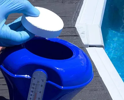 Vista 4 de C3... Tabletas de cloro estabilizado de 3" para piscinas Fácil de usar para piscinas sobre el suelo o enterradas Tabletas clorantes envueltas