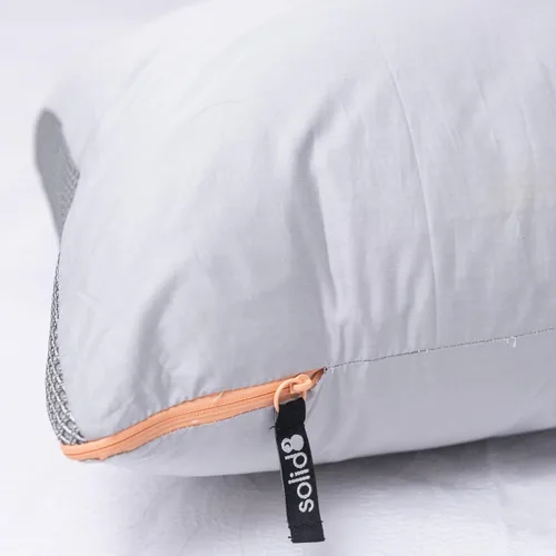 Vista 4 de Graphene King - Almohada alternativa de plumón de densidad extra firme con barrera contra alérgenos, color gris