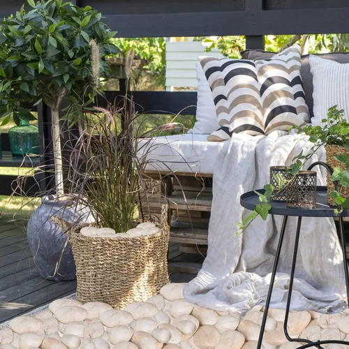 Vista 7 de 10 libras de rocas de río blancas y crema para paisajismo al aire libre – Guijarros pulidos para plantas – Piedras decorativas de jardín – Rocas