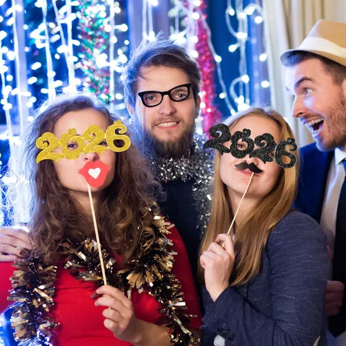 Vista 2 de 6 pares de anteojos de Nochevieja 2026 con purpurina número de lentes para fiesta 2026, divertidos lentes de sol novedosos para celebración de Año