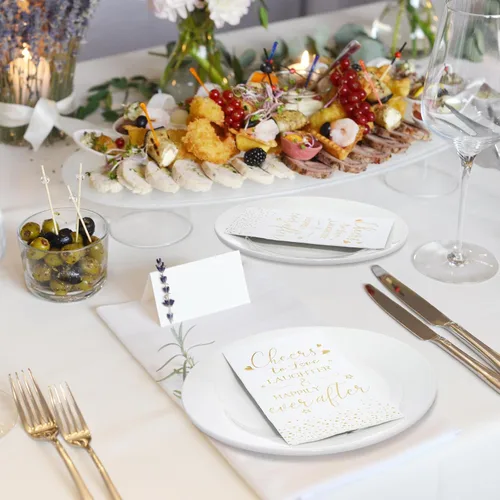 Vista 6 de Pasimy 50 servilletas de despedida de soltera con texto en inglés "Cheers to Love Laughter and Happily Ever After" (Dorado)