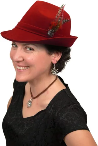 Vista 2 de Essence of Europe Gifts E.H.G Oktoberfest Haus German Hunter Green Faux Leather Fedora with Metal Edelweiss Pin Feather Hat