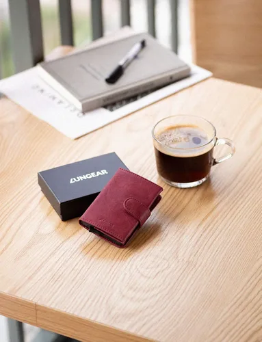Vista 7 de LUNGEAR Tarjetero de cuero para tarjetas de crédito automático, billetera minimalista delgada con bloqueo RFID para hombre y mujer