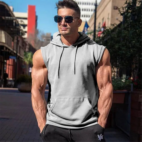 Vista 4 de OEAK Mens T Shirt Hooded Workout Tank Tops Sleeveless Hoodies Muscle Shirt Gym Training Blouse with Athletic Pockets