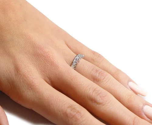 Vista 4 de CloseoutWarehouse Anillo de plata de ley con circonita cúbica (opciones de color, tamaños 3-15)
