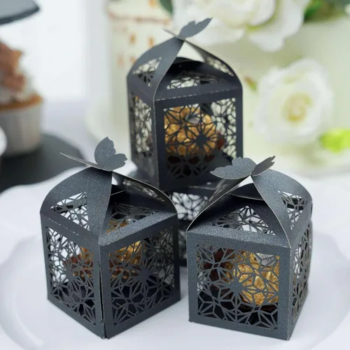 Vista 11 de Efavormart - 25 cajas de dulces con estampado de encaje con estampado de mariposa plateada, elegantes cajas de regalo con forma de mariposa