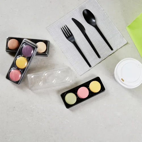 Vista 7 de Restaurantware Shock Safe - Cajas para llevar macarrones de 5.7 x 2.2 x 1.4 pulgadas, 100 cajas de exhibición duraderas, se adaptan a 3 macarons