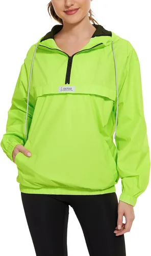 Vista 2 de OSTOO Chaqueta impermeable ligera para mujer, para correr, ciclismo, con capucha, para senderismo, rompevientos