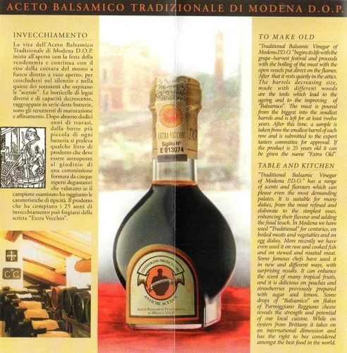 Vista 6 de Vinagre Balsámico Tradicional de Módena DOP 12 años, 3.4 oz + dosificador de tic + libro de recetas