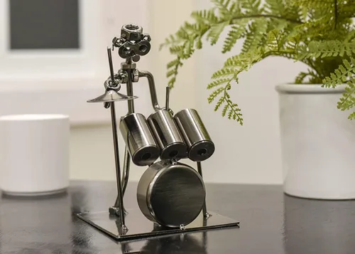 Vista 6 de The Bridge Collection Estatuilla metálica metálica metálica de batería de estilo industrial, decoración de baterista, regalos únicos para músicos