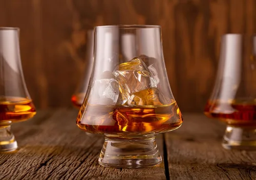 Vista 4 de Juego de 4 vasos de cristal de whisky bourbon - Vasos de degustación de borde estrecho - Hecho a mano - Bueno para brandy escocés de coñac - 9