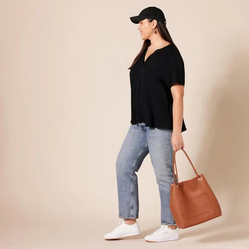 Vista 8 de Tienda Essentials - Blusa tejida de manga corta para mujer