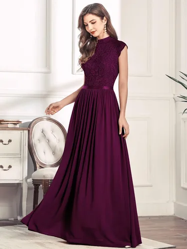Vista 4 de Miusol Vestido largo formal sin mangas con encaje floral para dama de honor