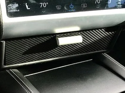 Vista 2 de Cajón en T para Tesla Model S y Model X- Nuevo mango de grafito, cajón Tesla, cajón de tablero