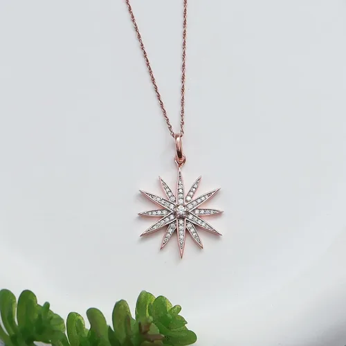 Vista 4 de Collar con colgante Starburst con cadena de 18" para mujer, 0.40