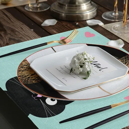 Vista 6 de Juego de 6 manteles individuales con diseño de gato negro y corazones rosados, lavables para cocina, mesa de comedor, resistentes al calor, manteles