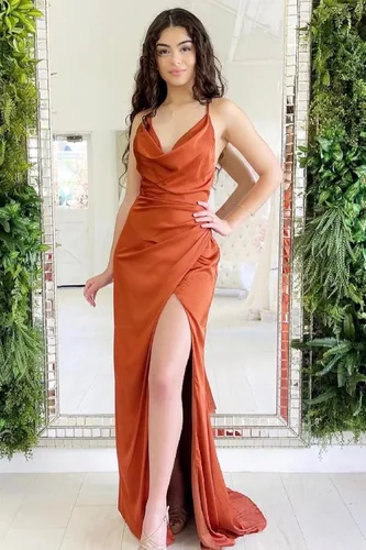 Vista 5 de Huaxiafan Vestidos de dama de honor de satén con cuello vuelto para boda, sirena, tirantes delgados, vestido largo de fiesta de graduación