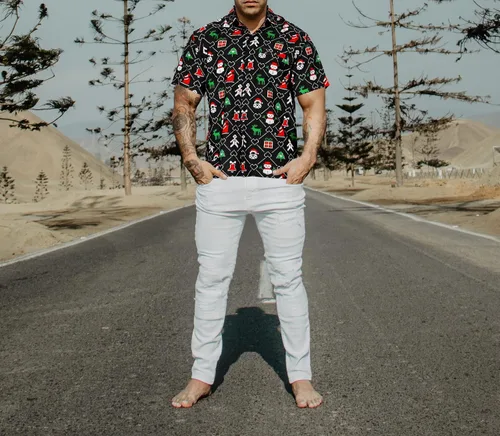 Vista 2 de LA LEELA Camisa de vestir de manga corta para hombre, diseño de Papá Noel, para vacaciones, hawaiano, de Navidad, para hombre