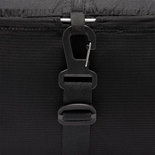 Vista 8 de Nike Bolsa de lona ligera y plegable Stash, Negro