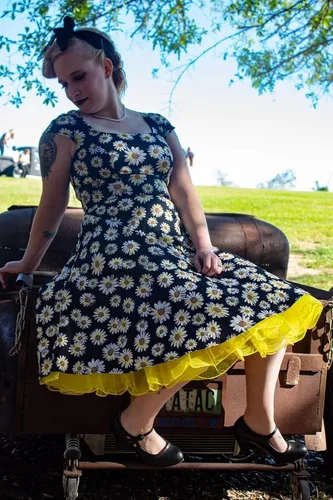 Vista 3 de PUKAVT - Vestido de cóctel para mujer, diseño con manga casquillo, vestido de fiesta de estilo retro acampanado de los años 1950, con bolsillos