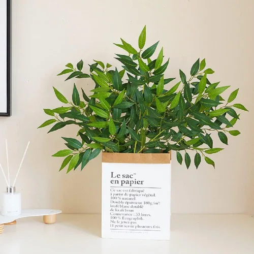 Vista 6 de WEISPARK Tallos de Verdor Artificial Ruscus Italiano, 16pcs Ramas de Guirnalda de Hojas Verdes Sintéticas Spray de Verdor Colgante para Ramo