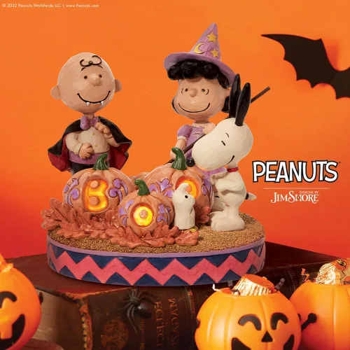 Vista 2 de Enesco Peanuts by Jim Shore Peanuts the Gang Dressed for Halloween Figurine, 5.55 pulgadas, multicolor