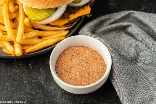 Vista 3 de Freddy's Steakhouse Famous Steakburger and Fry Seasoning 8.5 Oz