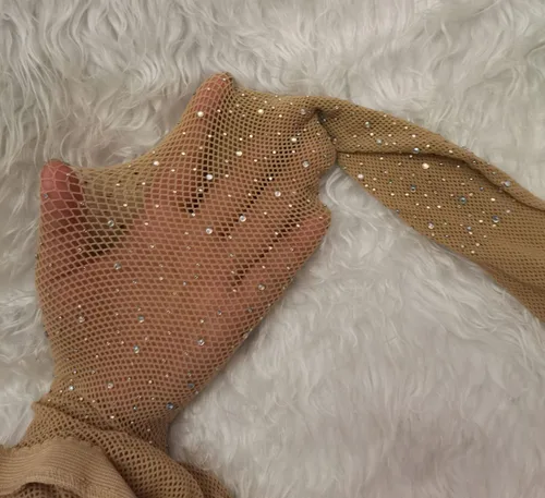 Vista 7 de Betteraim Medias de red con diamantes de imitación para mujer, medias de red brillantes para carnaval con purpurina