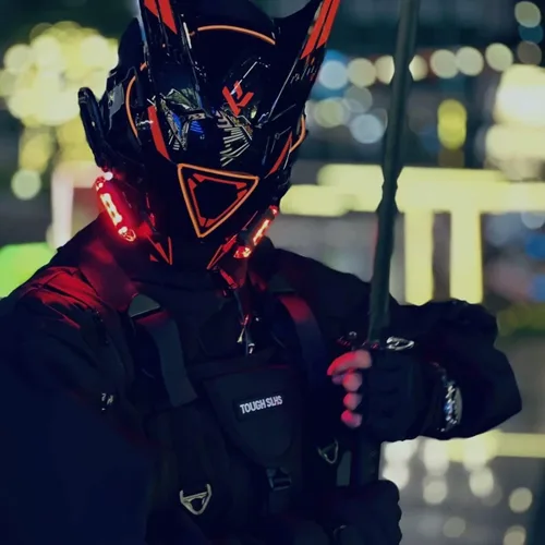 Vista 3 de Cyberpunk Máscara Mecha Casco futurista Techwear Halloween cosplay, máscara cibernética LED roja para hombres y mujeres