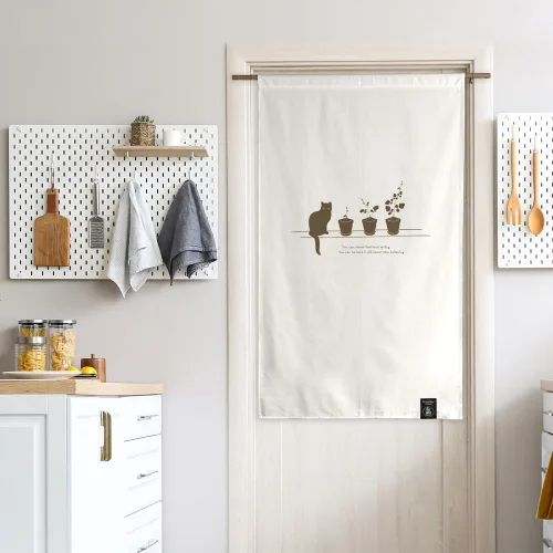 Vista 6 de Cortinas-Puertas-Estampado de Gato Ático (33 pulgadas de ancho x 55 pulgadas de largo)