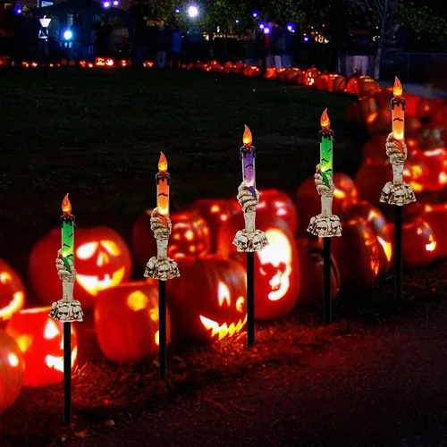 Vista 2 de WATERGLIDE Juego de 5 estacas de luz para velas de Halloween, diseño de manos de esqueleto, resistentes al agua, funciona