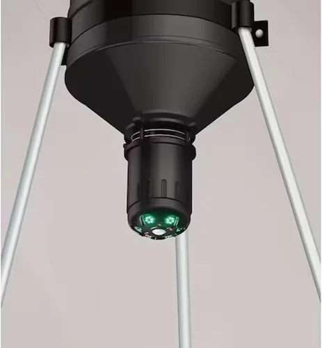 Vista 3 de AMERICAN HUNTER Swine Shine - Luz de cerdo verde de 36 LED resistente a la intemperie con sensor de movimiento para alimentadores