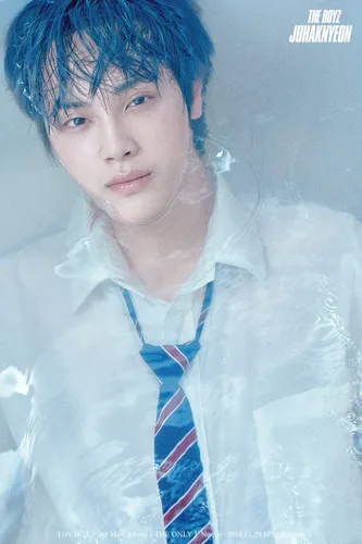 Vista 3 de THE BOYZ [THE ONLY] 3er Mini álbum al azar CD+P.Book+Tarjeta+Película+Calendario+Pegatina+Número de seguimiento K-POP SELLADO