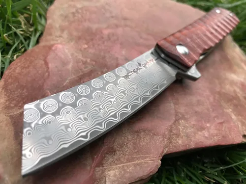 Vista 2 de TACTICAL GEARZ Navaja de bolsillo de Damasco para EDC, mango de palisandro, hoja recta de damasco con 67 capas y un núcleo VG10 (Rogue XS)