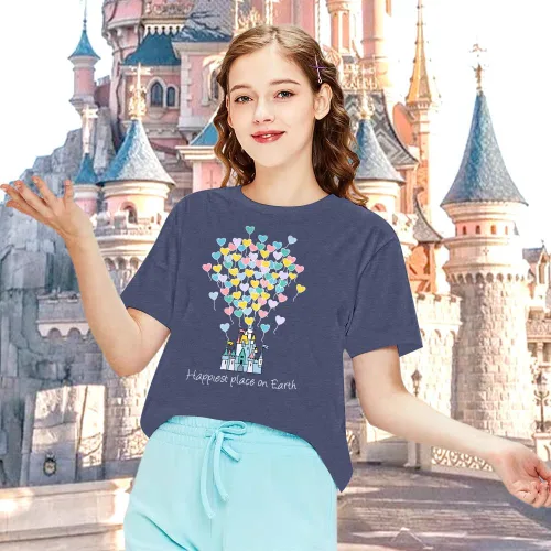 Vista 4 de Camisas mágicas para mujer, camisa Magic Kingdom, camiseta de manga corta con el lugar más feliz de la tierra, camiseta de vacaciones familiares