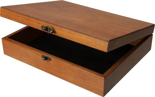 Vista 27 de Old World caja de tesoro de madera con pestillo de metal.