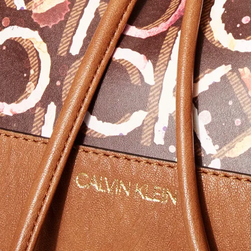 Vista 5 de Calvin Klein - Bolsa Gabrianna al hombro para mujer