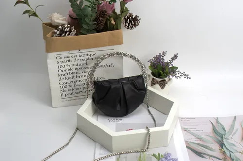 Vista 3 de HEYCUE Mini Glitter Diamond Handle Handbag Circular Evening Crossbody bag Sparkly Bride Wedding Party Prom Purses For Women