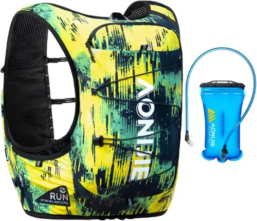 Vista 8 de YOUGLE Chaleco de hidratación para correr, mochila ligera de hidratación para hombres de 10 litros para carreras de maratón de trail running