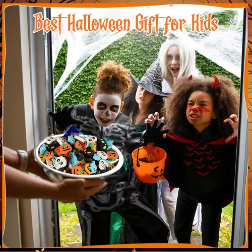 Vista 6 de AIQINHU Borradores de Halloween para niños a granel, 50 piezas grandes de Halloween, calabaza, fantasma, cráneo, murciélago, borradores para truco