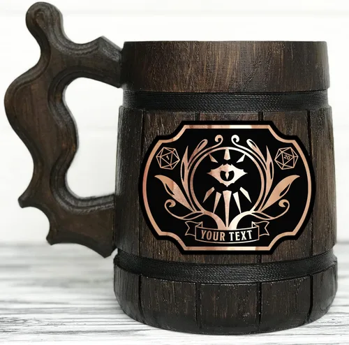 Vista 3 de Taza de cerveza de clase Warlock de 17 onzas, regalo de fiesta de mazmorras y dragones para amantes de dnd, taza de cerveza de madera personalizada
