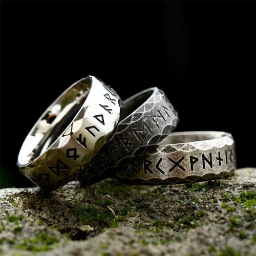 Vista 3 de Anillos vikingos de acero inoxidable con runas vikingas nórdicas nórdicas, anillo de boda para hombres y mujeres, regalos de joyería