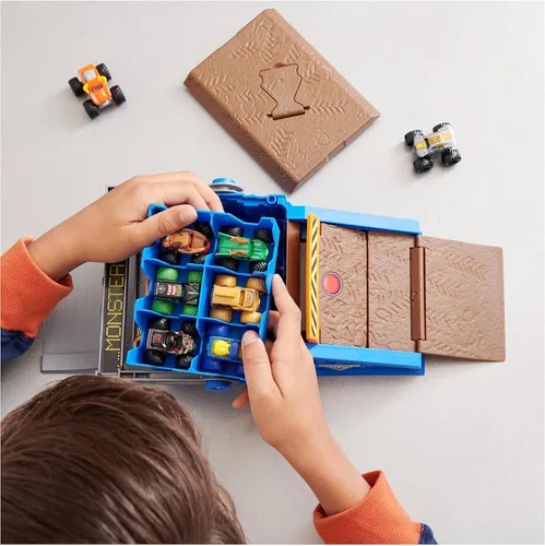 Vista 10 de Monster Jam Freestyle Flip Playset